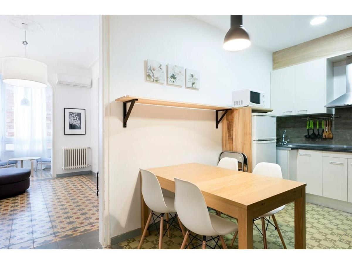 Stay U-Nique Apartments Napols I บาร์เซโลนา ภายนอก รูปภาพ